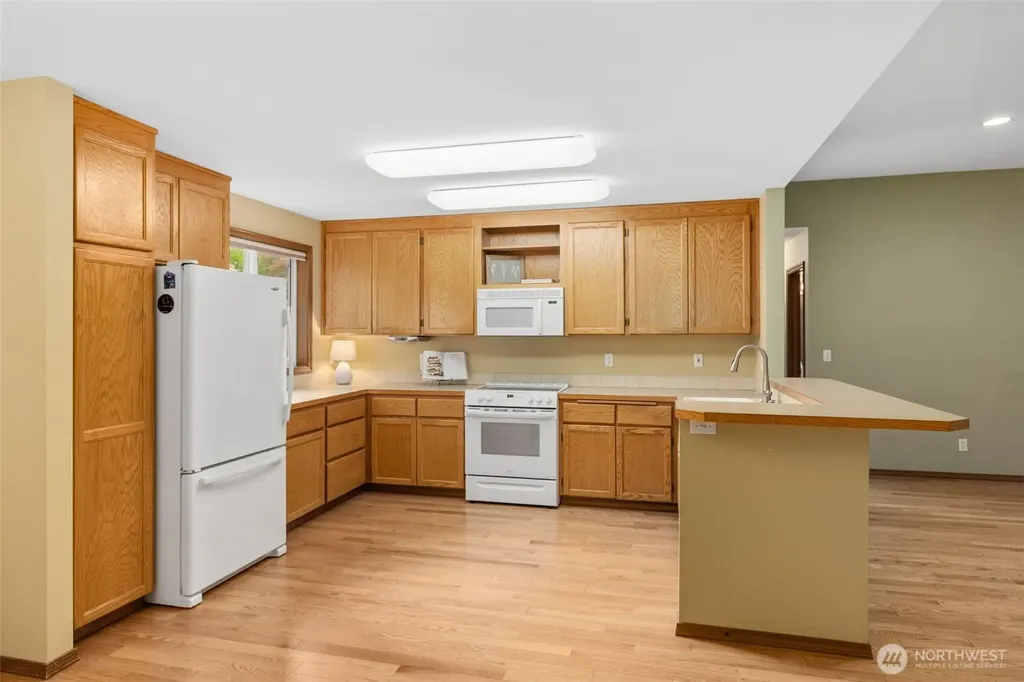 1114 138th Street NW Gig Harbor WA 98332