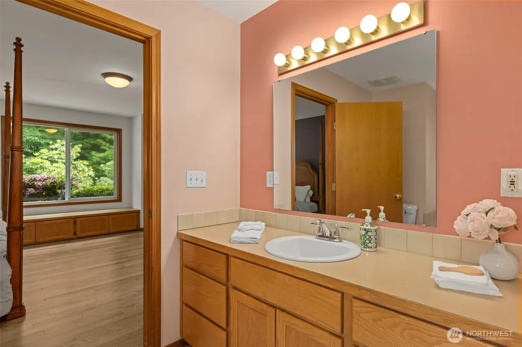 1114 138th Street NW Gig Harbor WA 98332