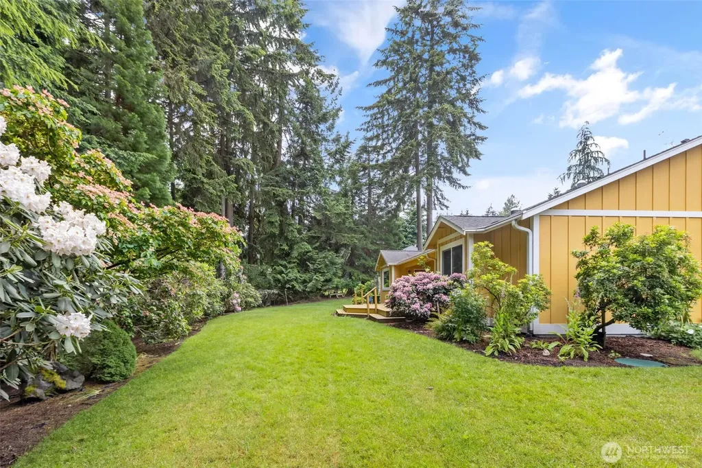 1114 138th Street NW Gig Harbor WA 98332