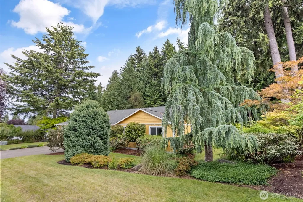 1114 138th Street NW Gig Harbor WA 98332