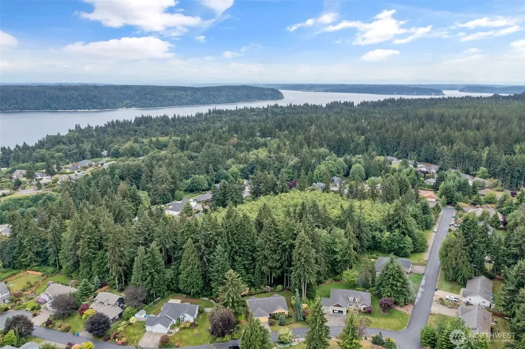 1114 138th Street NW Gig Harbor WA 98332