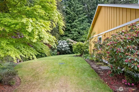 1114 138th Street NW Gig Harbor WA 98332