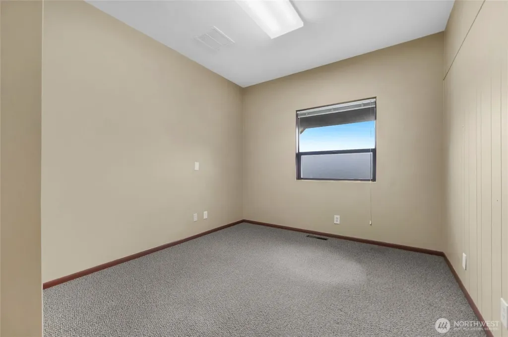 10212 Collins Road Sedro Woolley WA 98284