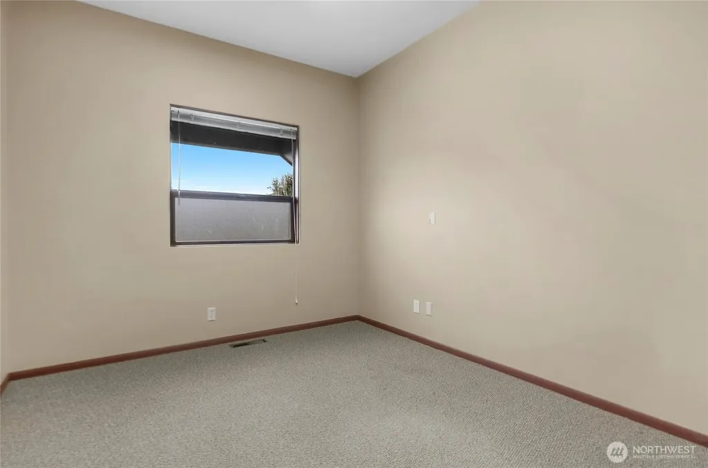 10212 Collins Road Sedro Woolley WA 98284