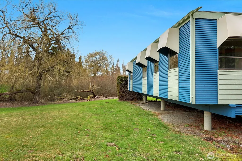 10212 Collins Road Sedro Woolley WA 98284