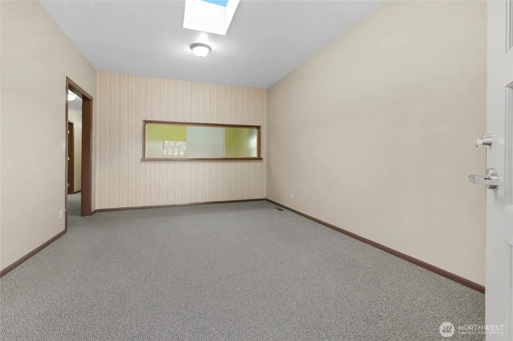10212 Collins Road Sedro Woolley WA 98284