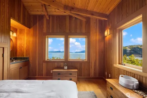 707 NW Thatcher Pass Road Decatur Island WA 98221