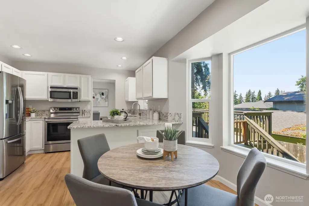 8128 NE 161st Place Kenmore WA 98028