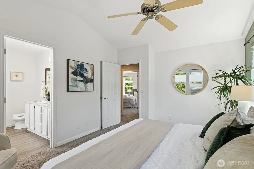 8128 NE 161st Place Kenmore WA 98028