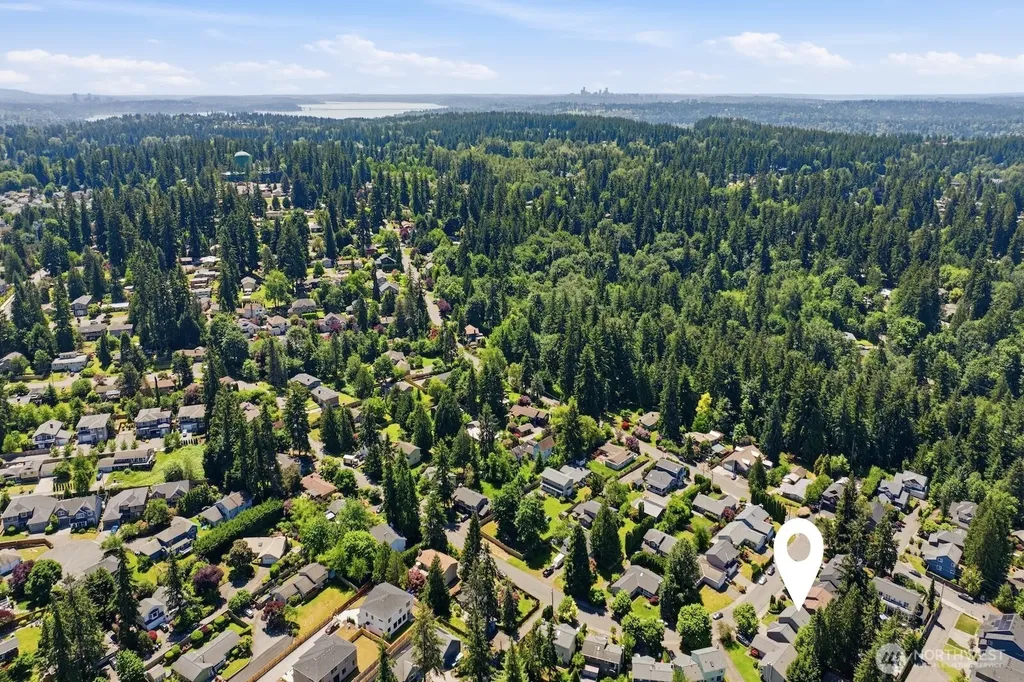 8128 NE 161st Place Kenmore WA 98028