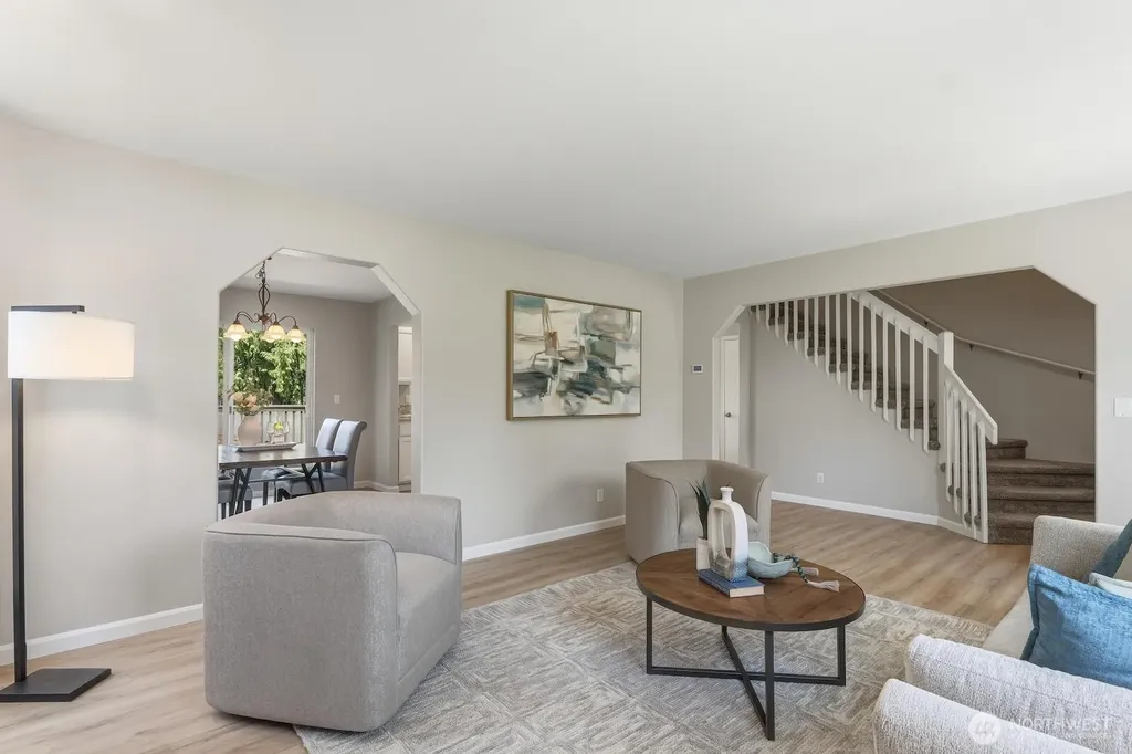 8128 NE 161st Place Kenmore WA 98028