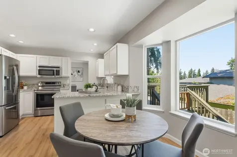 8128 NE 161st Place Kenmore WA 98028