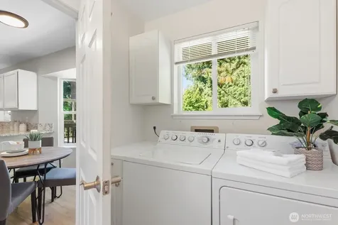 8128 NE 161st Place Kenmore WA 98028