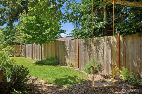 8128 NE 161st Place Kenmore WA 98028