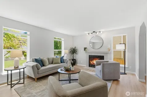 8128 NE 161st Place Kenmore WA 98028