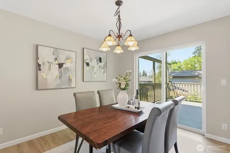 8128 NE 161st Place Kenmore WA 98028