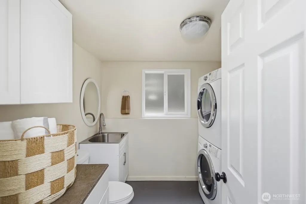 4217 184th Place SW Lynnwood WA 98037