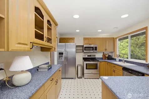 4217 184th Place SW Lynnwood WA 98037