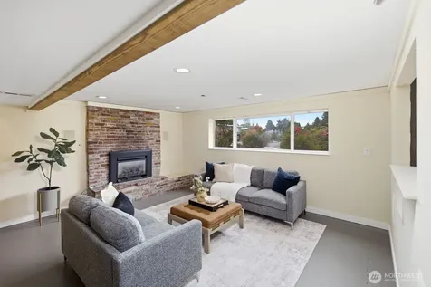 4217 184th Place SW Lynnwood WA 98037
