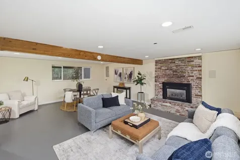 4217 184th Place SW Lynnwood WA 98037