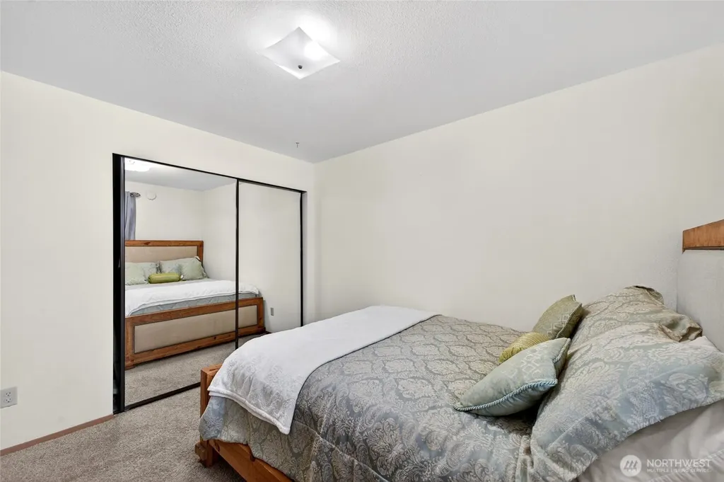 1405 S 308th Lane Federal Way WA 98003