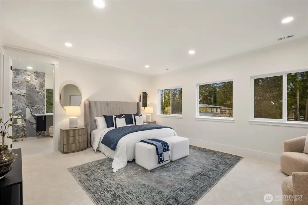 10416 130th Avenue NE Kirkland WA 98033