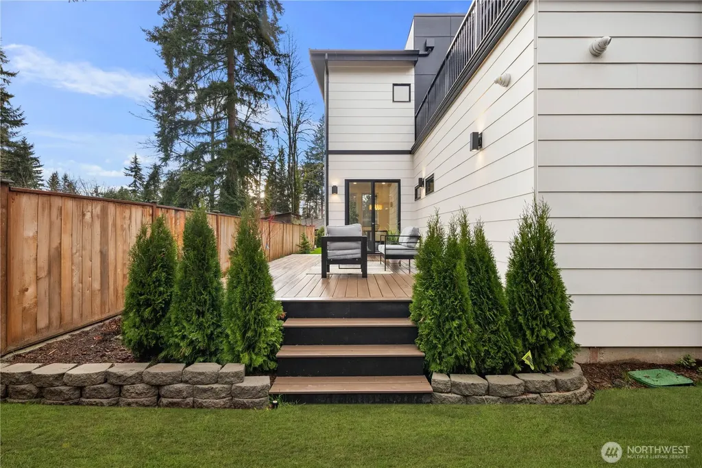 10416 130th Avenue NE Kirkland WA 98033