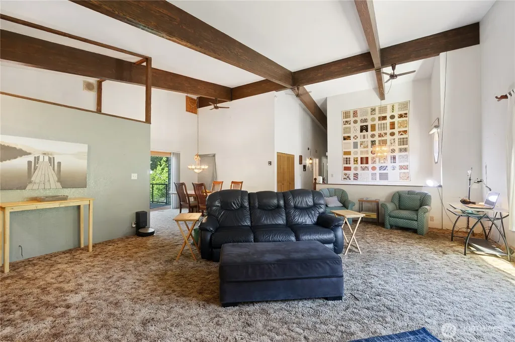 18408 SE 44th Street Issaquah WA 98027
