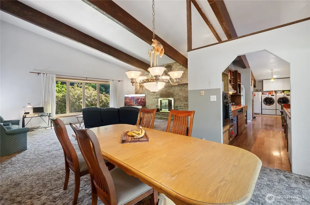 18408 SE 44th Street Issaquah WA 98027