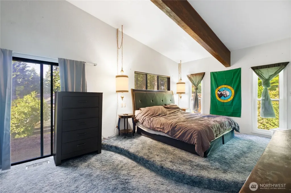 18408 SE 44th Street Issaquah WA 98027