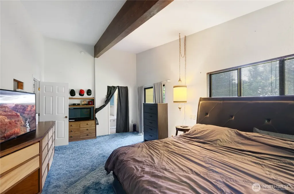 18408 SE 44th Street Issaquah WA 98027