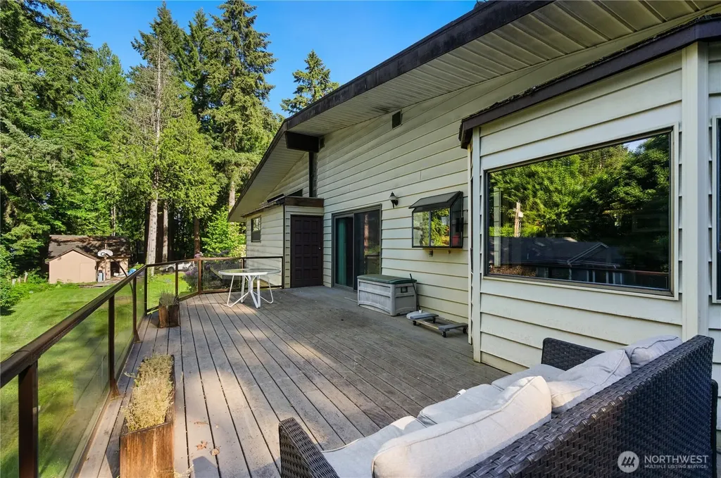 18408 SE 44th Street Issaquah WA 98027