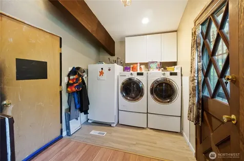 18408 SE 44th Street Issaquah WA 98027