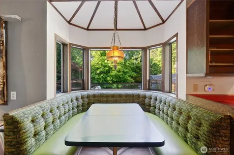 18408 SE 44th Street Issaquah WA 98027