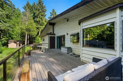 18408 SE 44th Street Issaquah WA 98027