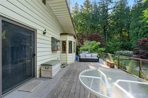 18408 SE 44th Street Issaquah WA 98027