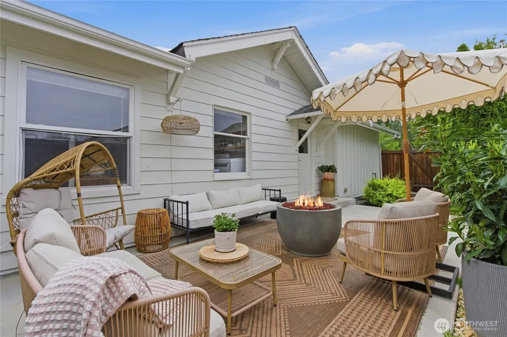 1059 Lafromboise Street Enumclaw WA 98022