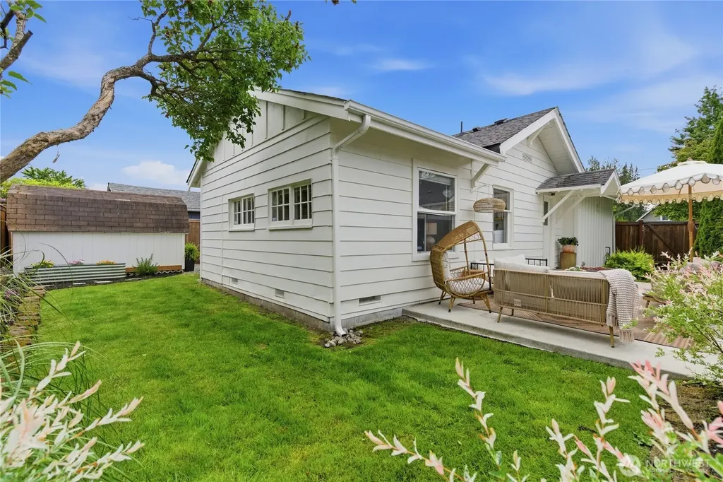 1059 Lafromboise Street Enumclaw WA 98022