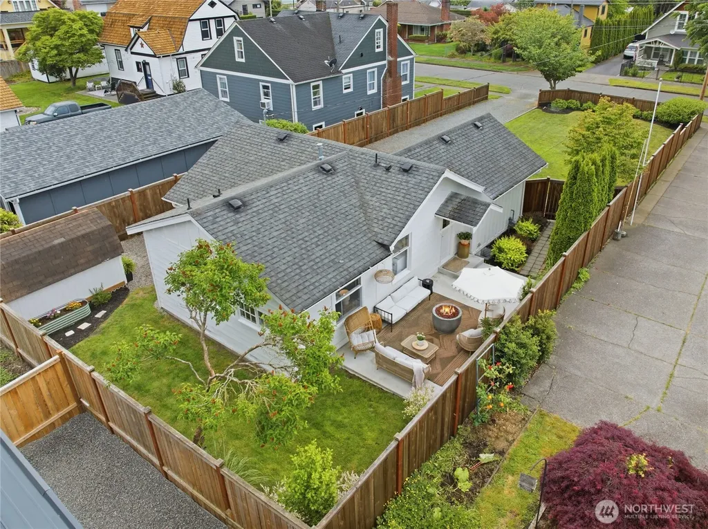 1059 Lafromboise Street Enumclaw WA 98022