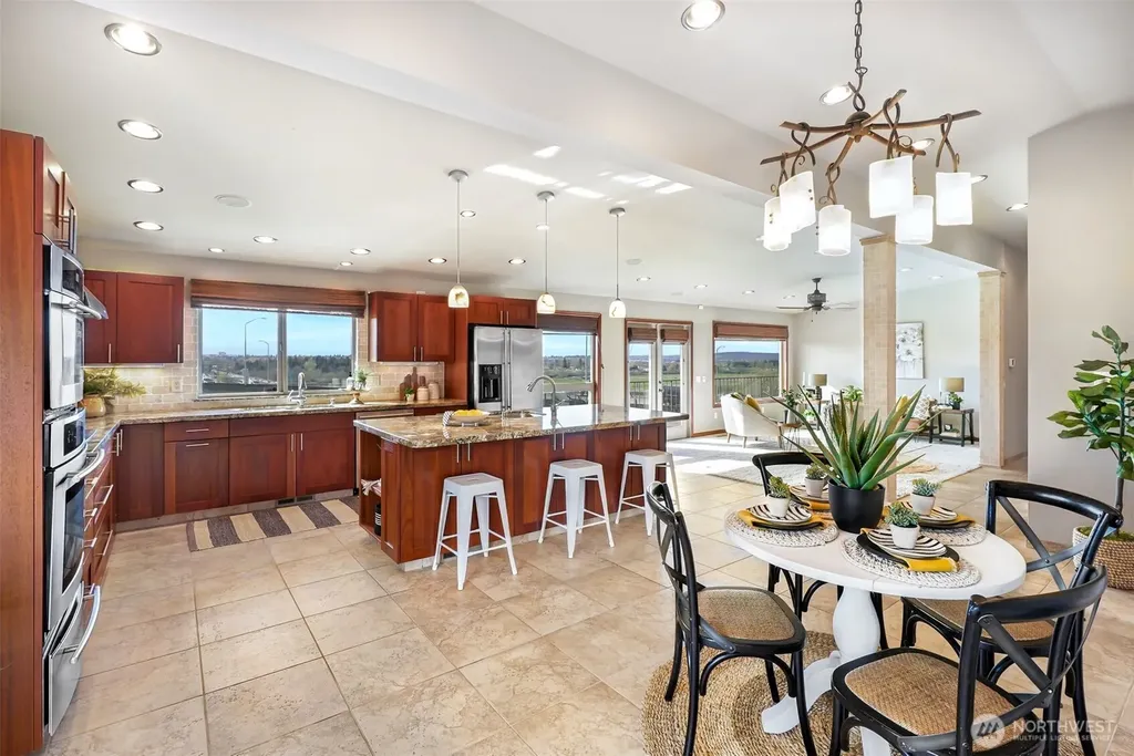 2004 Valley View Drive Lake Stevens WA 98258
