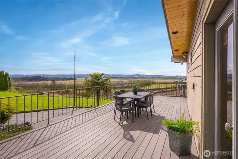 2004 Valley View Drive Lake Stevens WA 98258