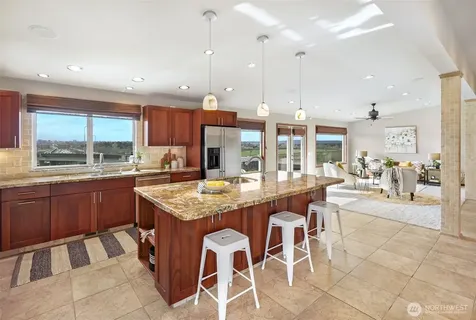 2004 Valley View Drive Lake Stevens WA 98258