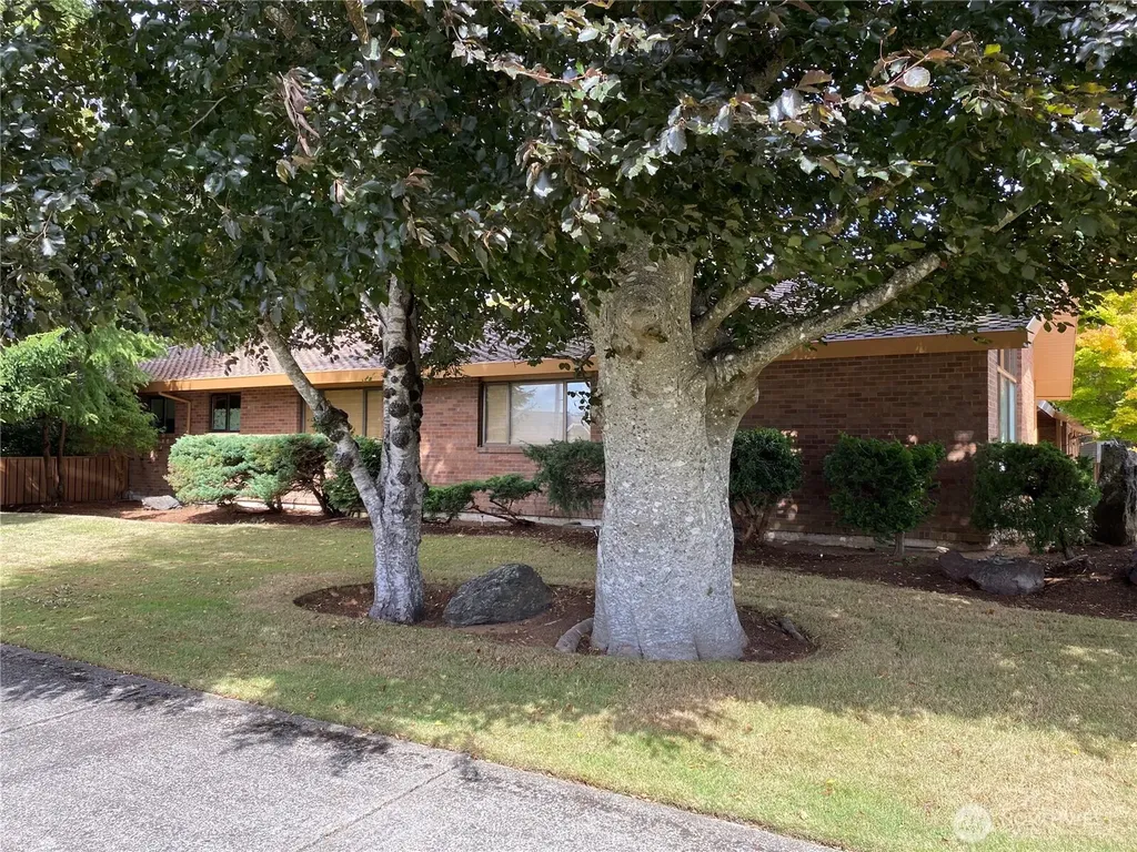 720 1st Street Hoquiam WA 98550