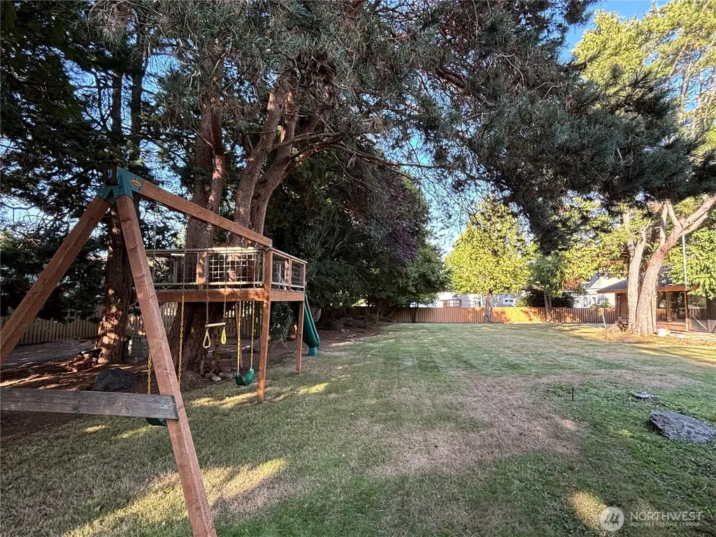 720 1st Street Hoquiam WA 98550