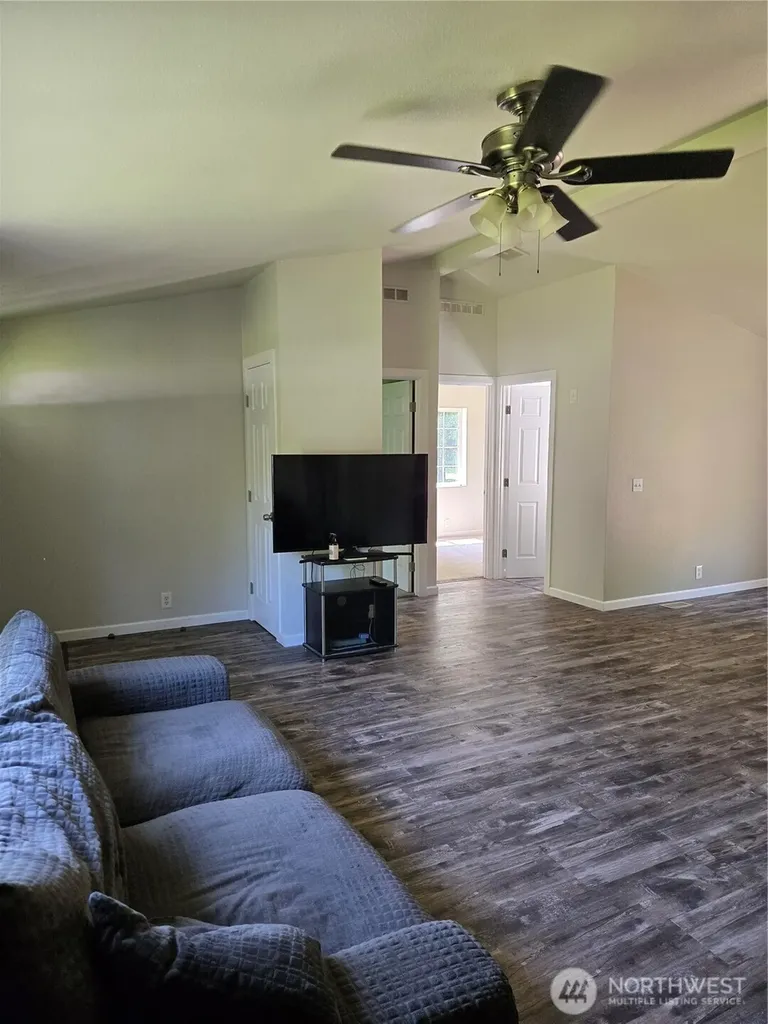147 Tara Lane Vader WA 98593