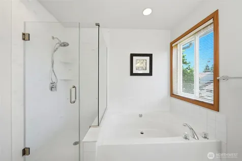 18016 27th Drive SE Bothell WA 98012