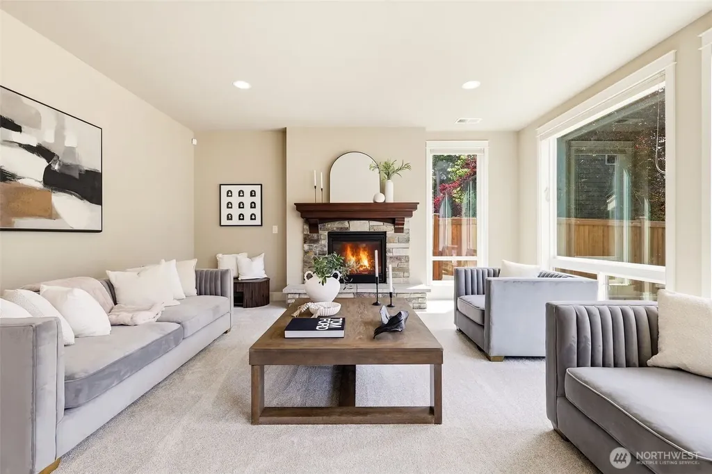 21223 NE 9th Place Sammamish WA 98074