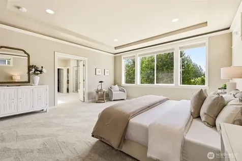 21223 NE 9th Place Sammamish WA 98074