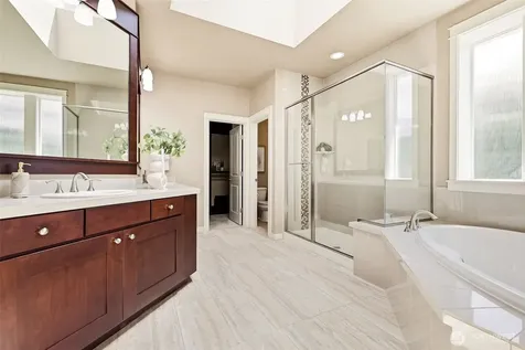 21223 NE 9th Place Sammamish WA 98074