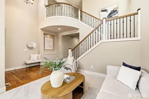 21223 NE 9th Place Sammamish WA 98074